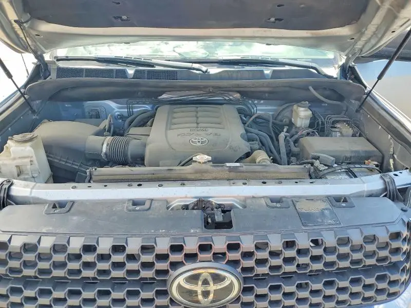 2019 TOYOTA TUNDRA SR5  