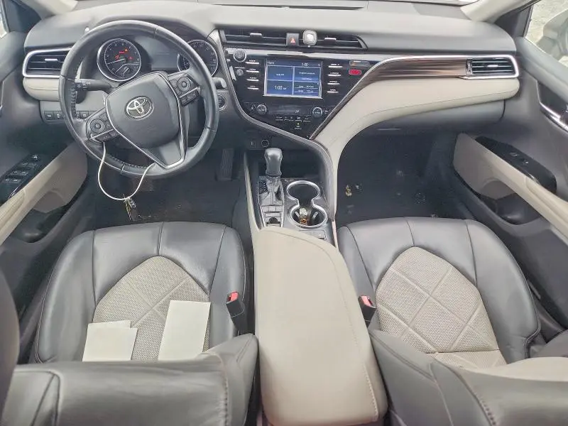 2018 TOYOTA CAMRY XLE  