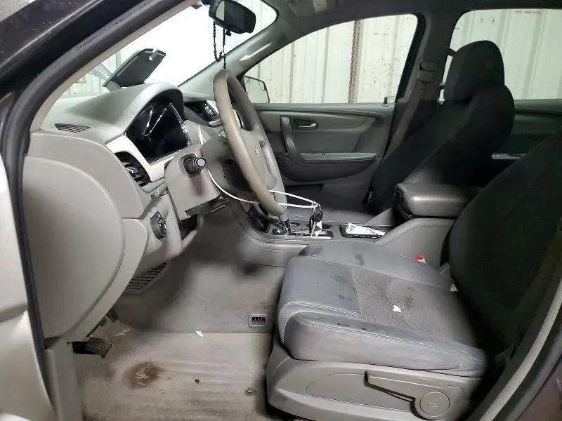 2014 CHEVROLET TRAVERSE LS  