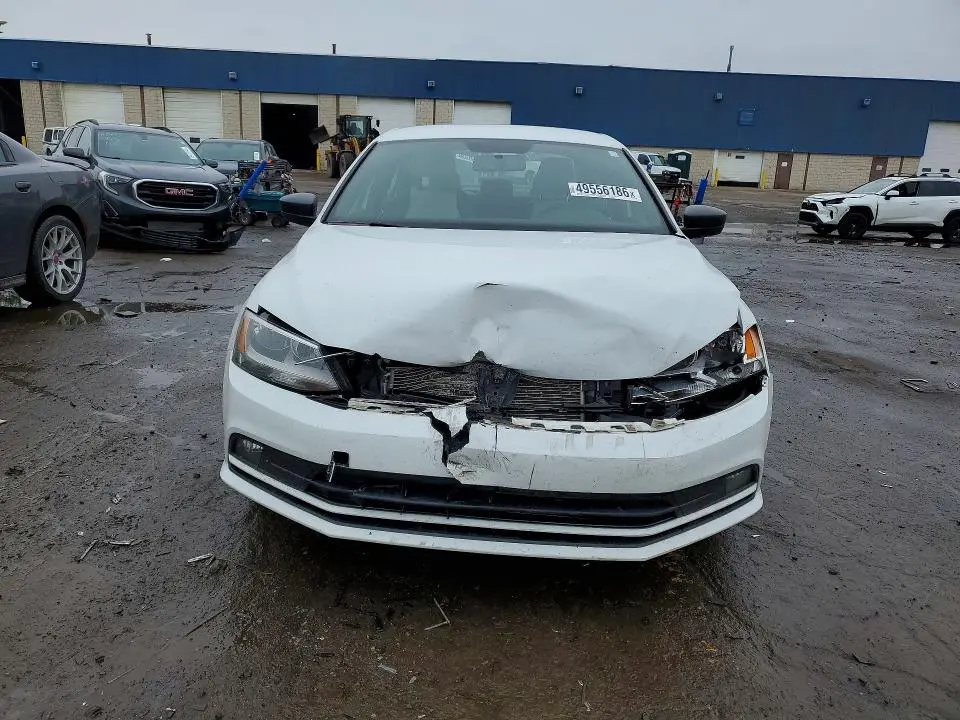 2015 VOLKSWAGEN JETTA SE  