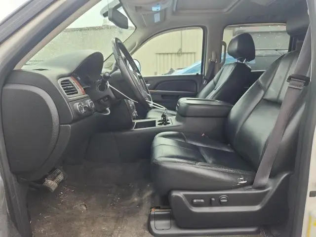 2013 CHEVROLET SUBURBAN K1500 LT  