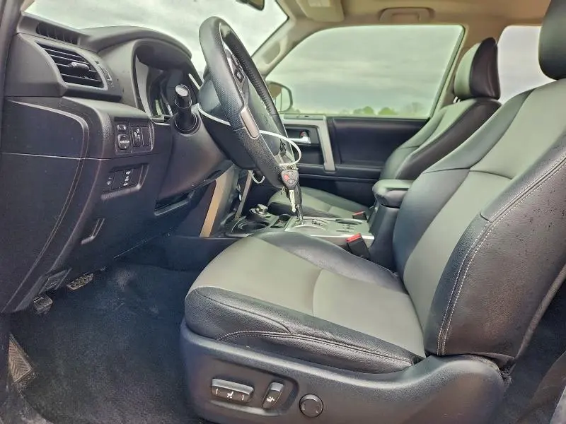 2018 TOYOTA 4RUNNER SR5/SR5 PREMIUM  