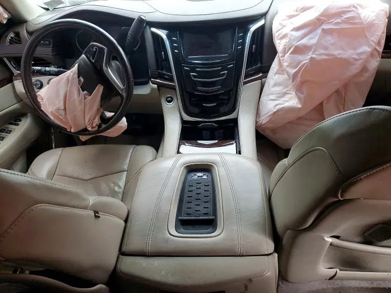 2017 CADILLAC ESCALADE LUXURY  