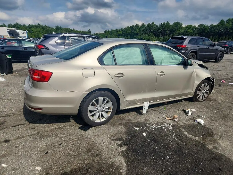2015 VOLKSWAGEN JETTA SE  
