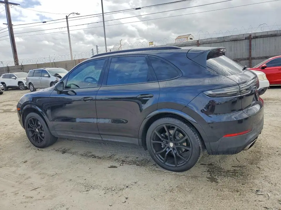 2019 PORSCHE CAYENNE   