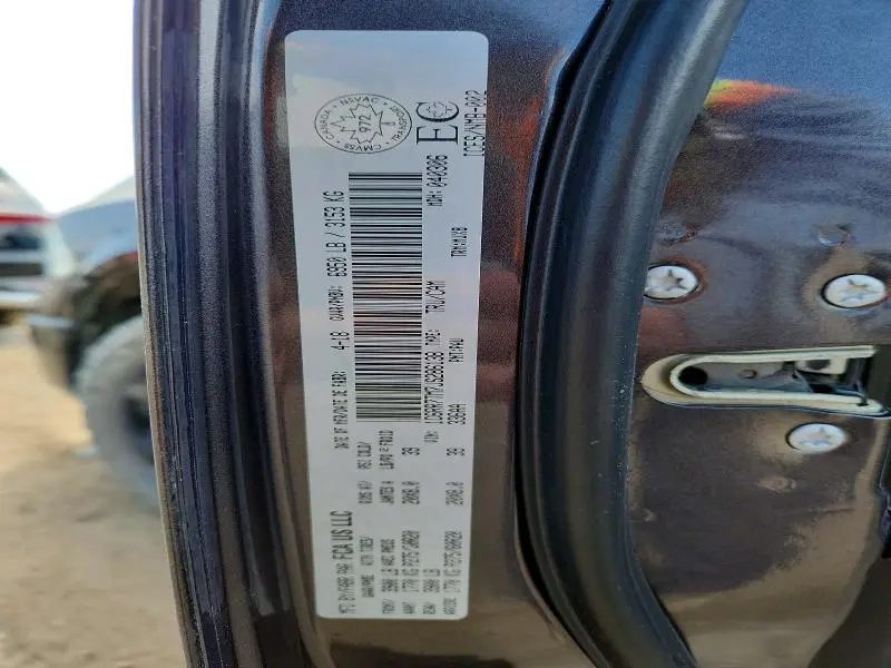 2018 RAM 1500 SLT  