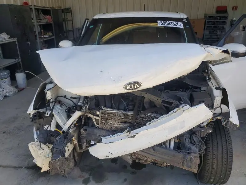 2014 KIA SOUL +  
