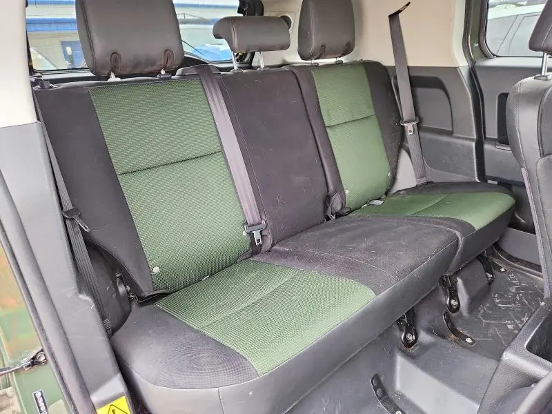 2011 TOYOTA FJ CRUISER BASE  