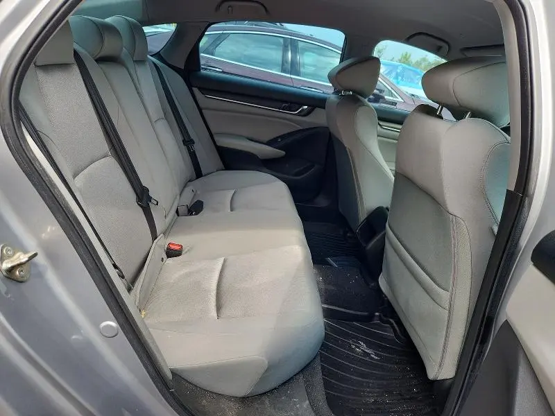 2019 HONDA ACCORD LX  