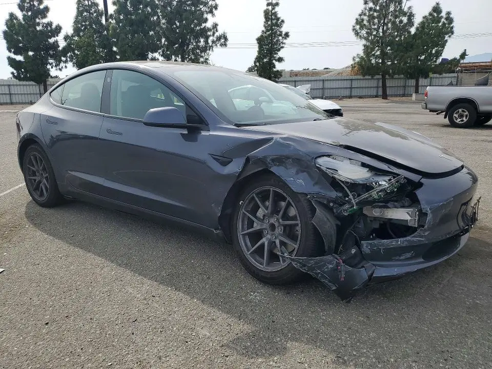 2021 TESLA MODEL 3   