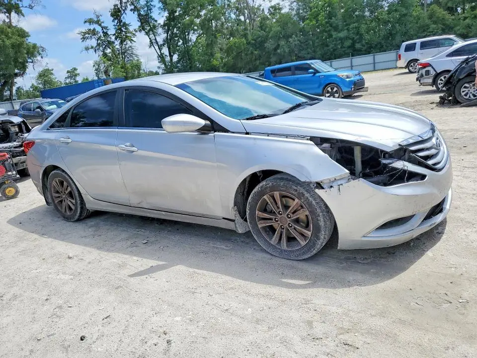 2012 HYUNDAI SONATA GLS  