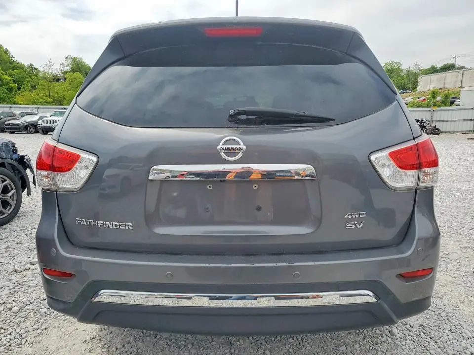 2016 NISSAN PATHFINDER SV  