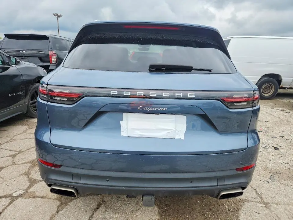 2019 PORSCHE CAYENNE   