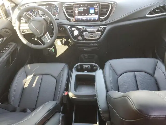 2025 CHRYSLER PACIFICA HYBRID SELECT  