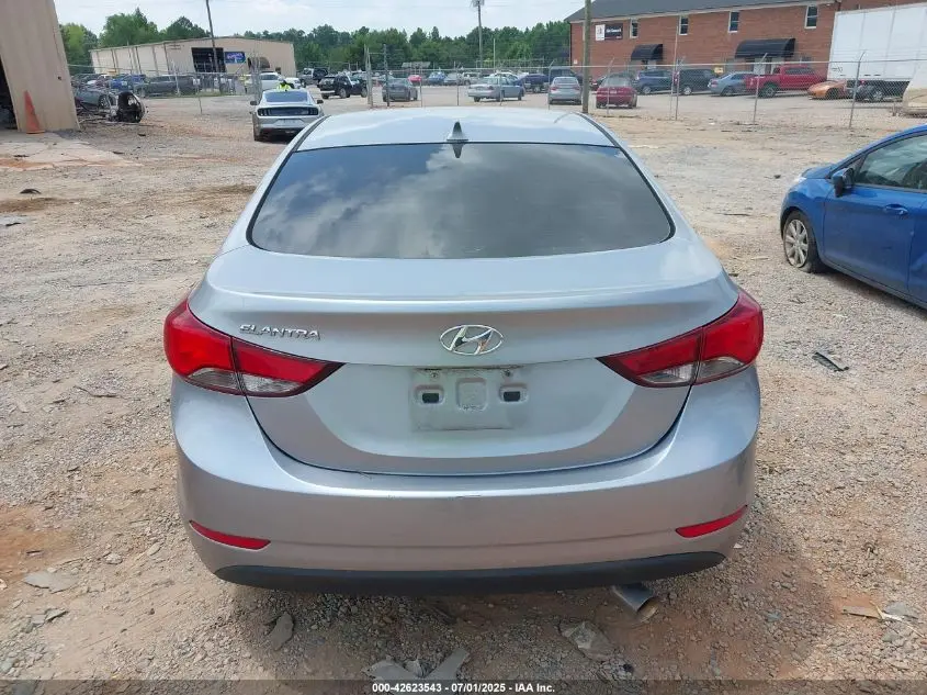 2015 HYUNDAI ELANTRA SE