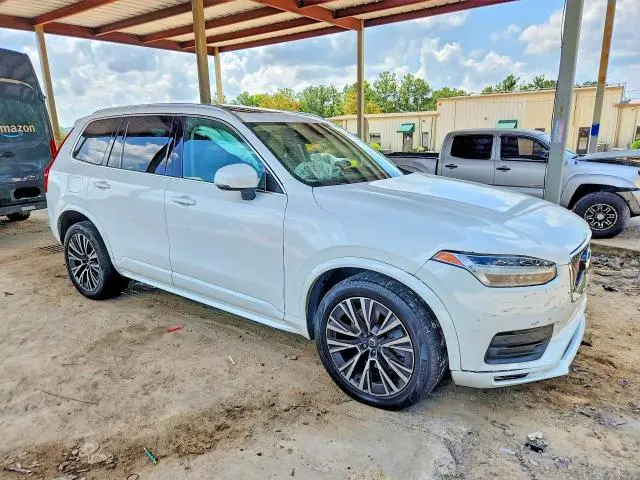 2020 VOLVO XC90 T6 MOMENTUM  
