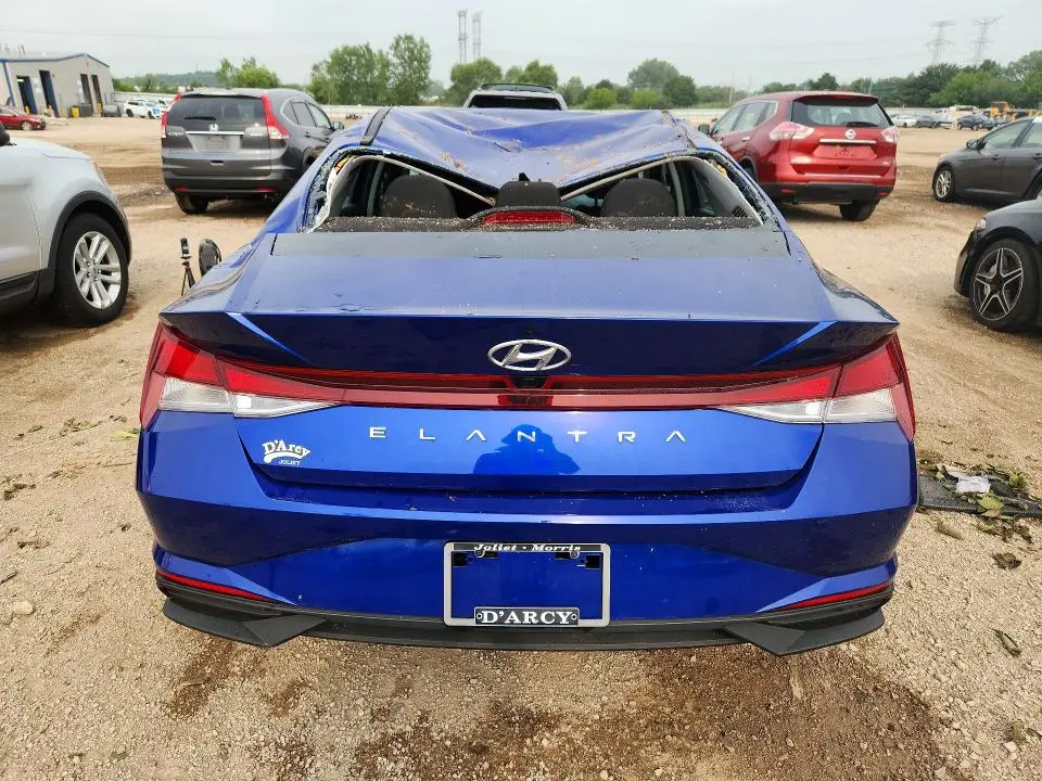 2022 HYUNDAI ELANTRA SEL  