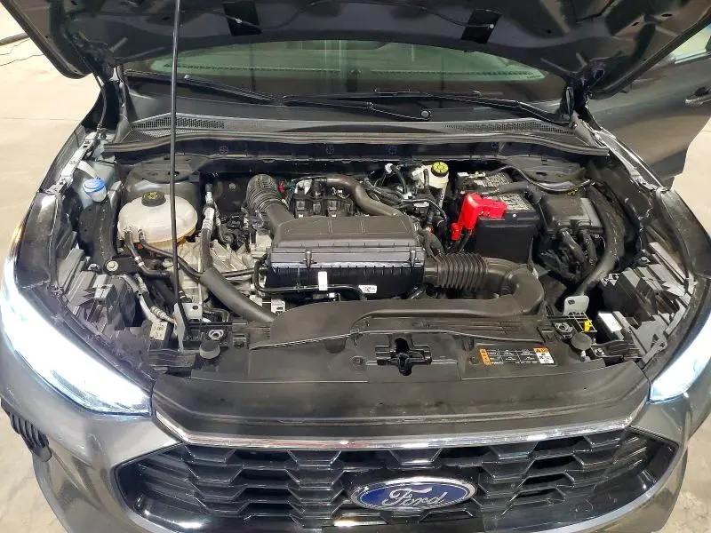2025 FORD ESCAPE ST LINE  