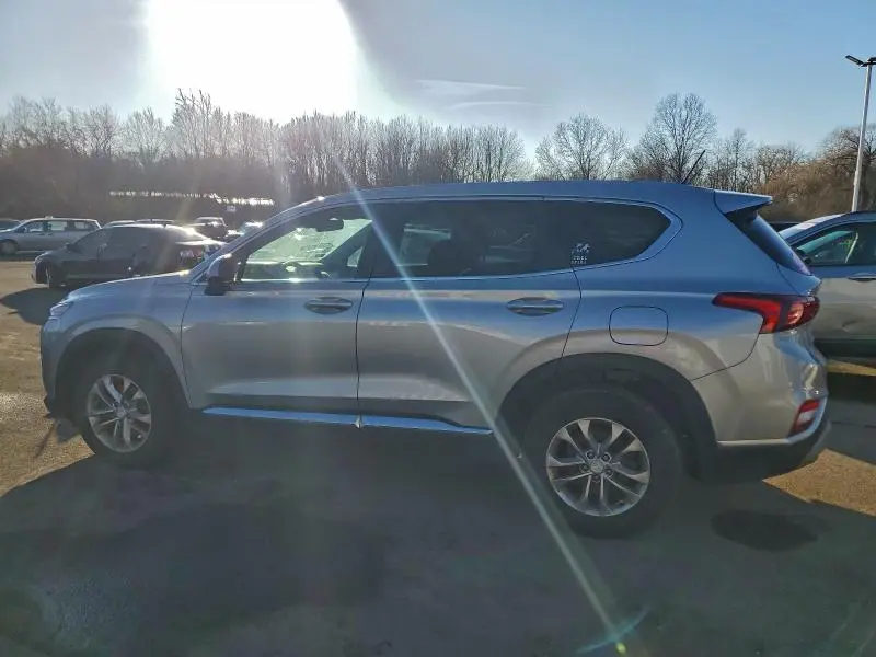 2020 HYUNDAI SANTA FE SE  
