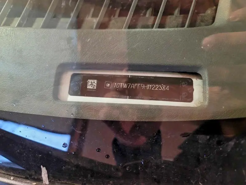 2017 GMC SAVANA G2500  