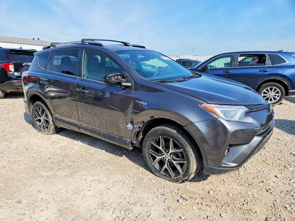 2017 TOYOTA RAV4 HV SE  