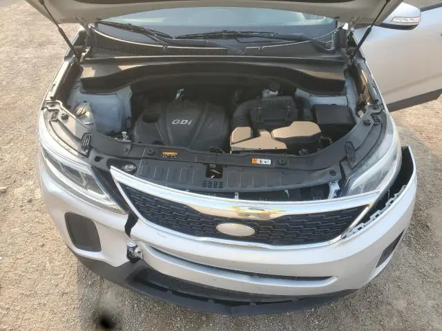 2014 KIA SORENTO LX  