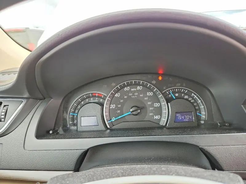 2015 TOYOTA CAMRY LE  