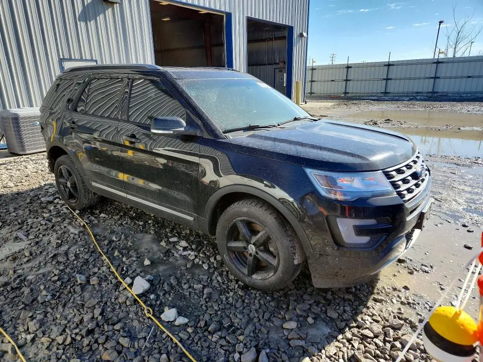 2016 FORD EXPLORER XLT  