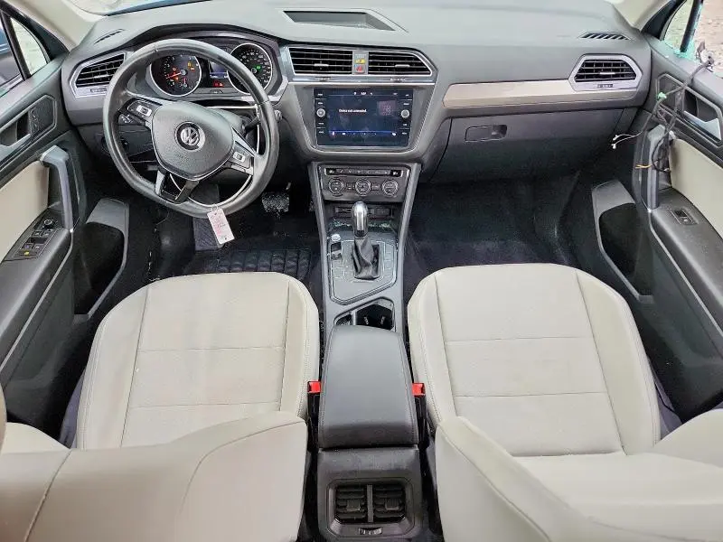 2020 VOLKSWAGEN TIGUAN SE  