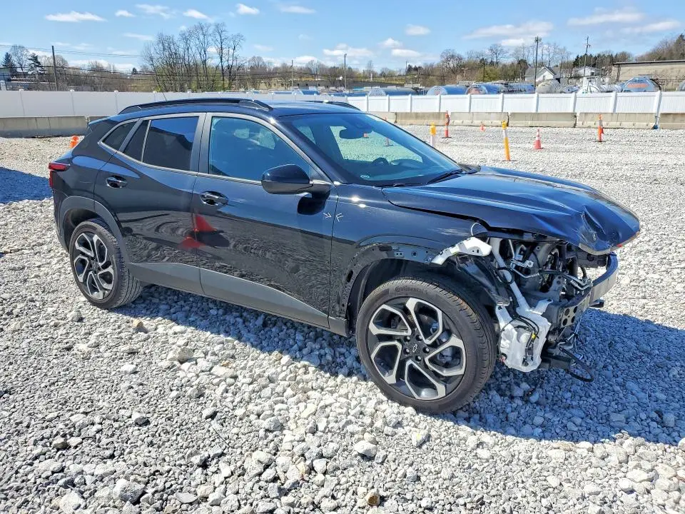 2025 CHEVROLET TRAX 2RS  