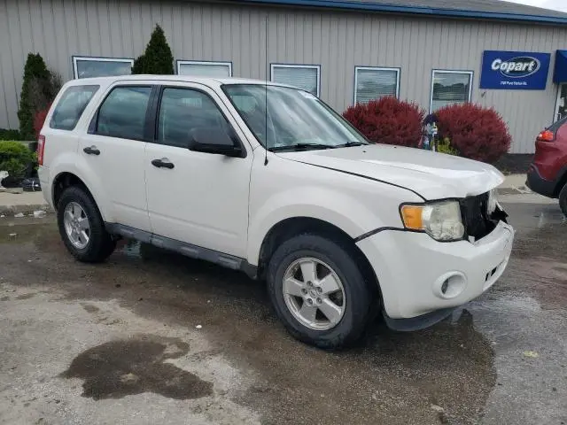 2011 FORD ESCAPE XLS  
