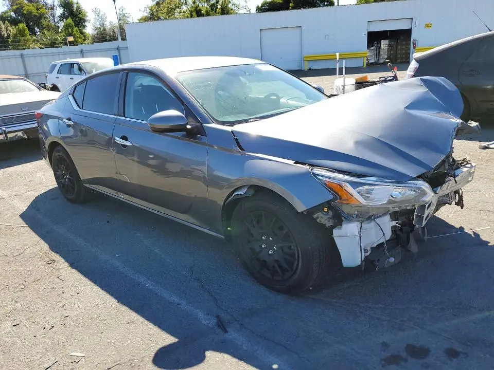 2020 NISSAN ALTIMA S  