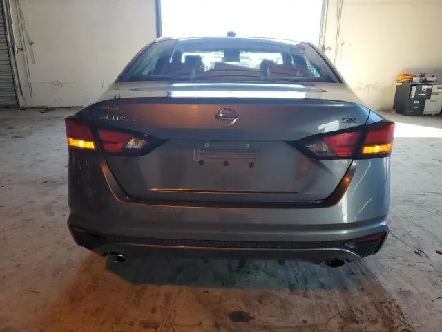 2021 NISSAN ALTIMA SR