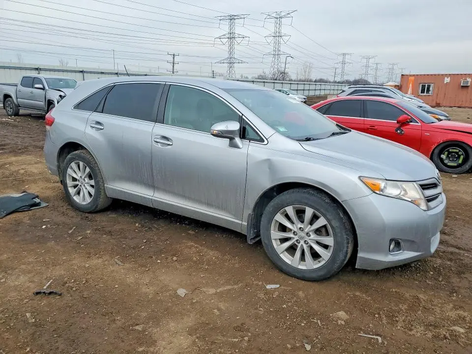 2015 TOYOTA VENZA LE  