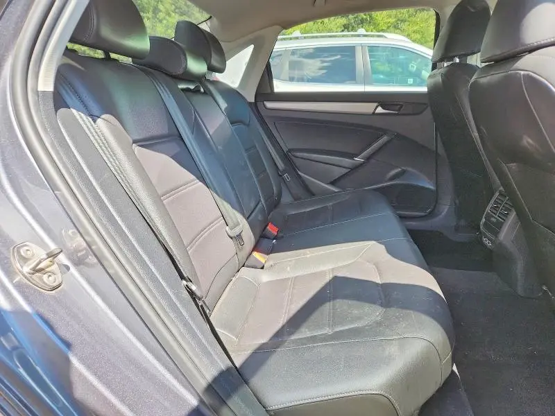 2021 VOLKSWAGEN PASSAT SE  