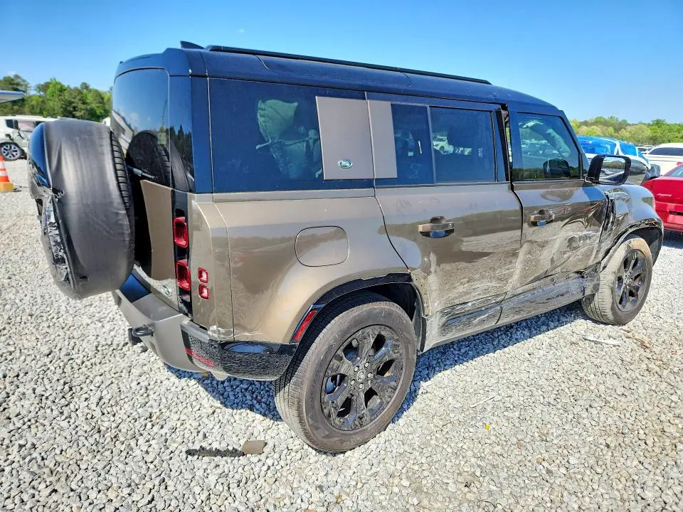 2023 LAND ROVER DEFENDER 110 X-DYNAMIC SE  