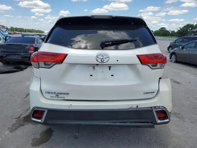 2017 TOYOTA HIGHLANDER LIMITED  
