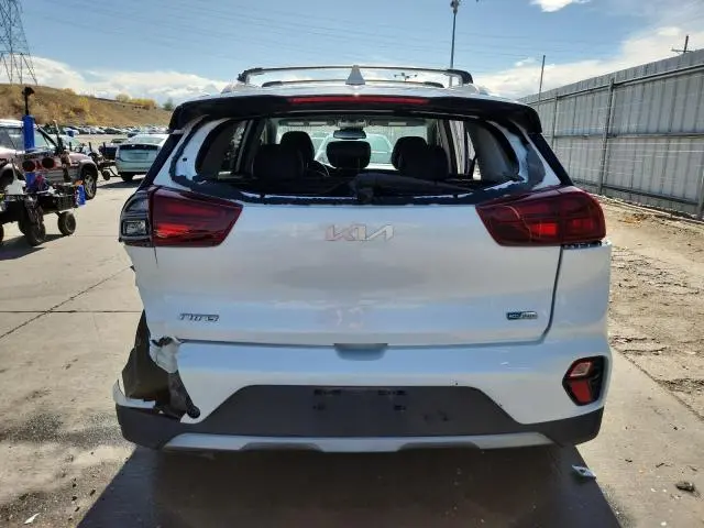 2022 KIA NIRO EX  