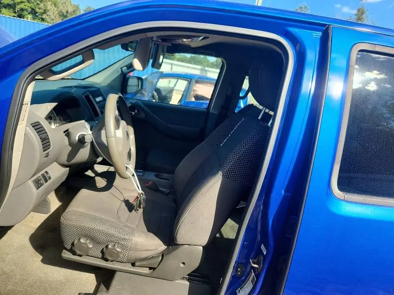 2012 NISSAN FRONTIER S  
