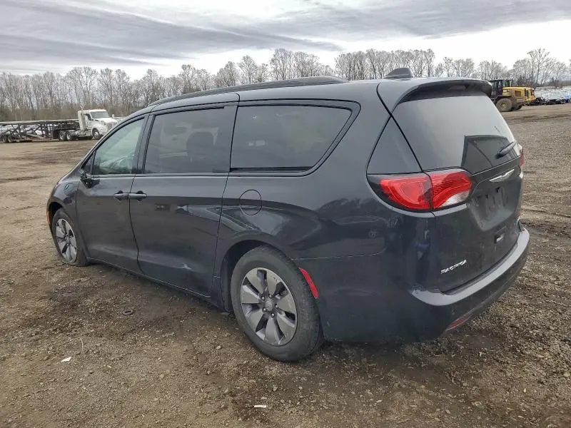 2018 CHRYSLER PACIFICA HYBRID LIMITED  