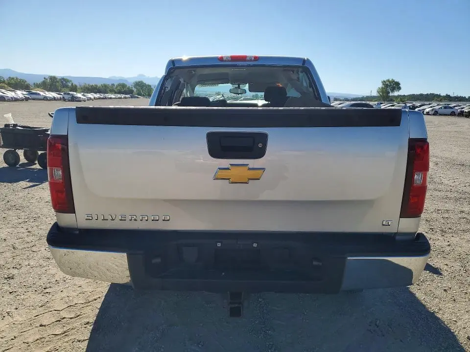 2011 CHEVROLET SILVERADO C1500 LT  