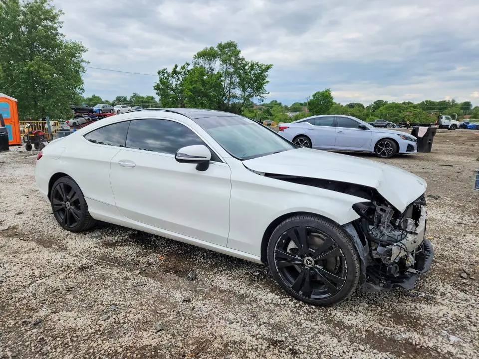 2017 MERCEDES-BENZ C300   