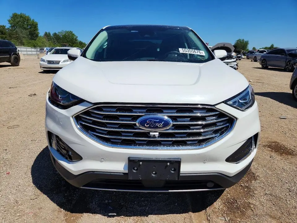 2022 FORD EDGE TITANIUM  