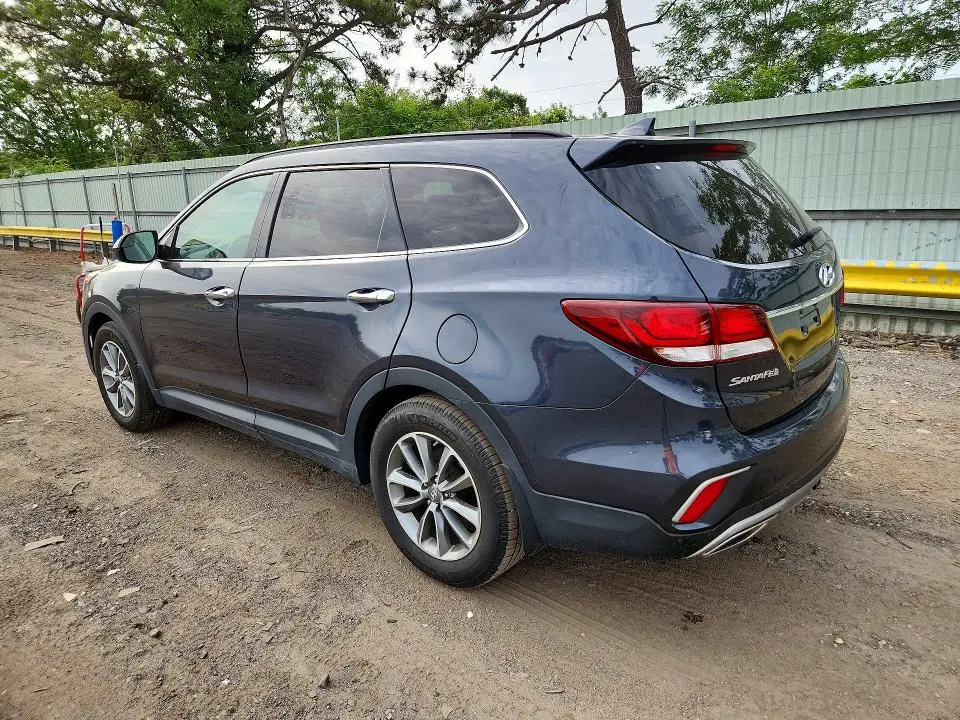 2017 HYUNDAI SANTA FE SE  
