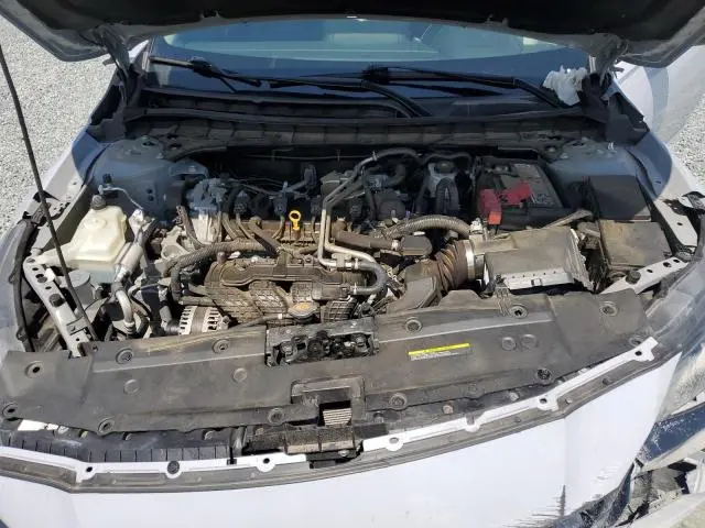 2023 NISSAN ALTIMA SR  