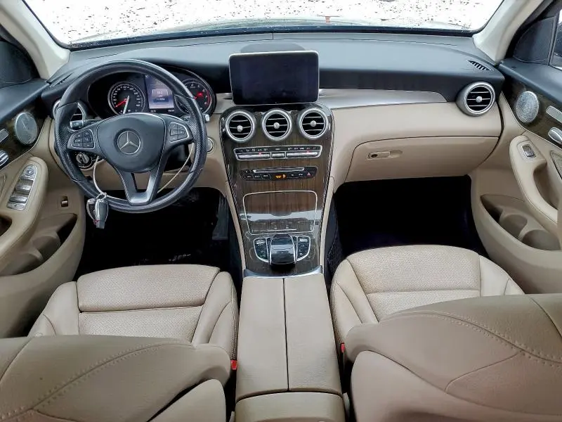 2016 MERCEDES-BENZ GLC 300  
