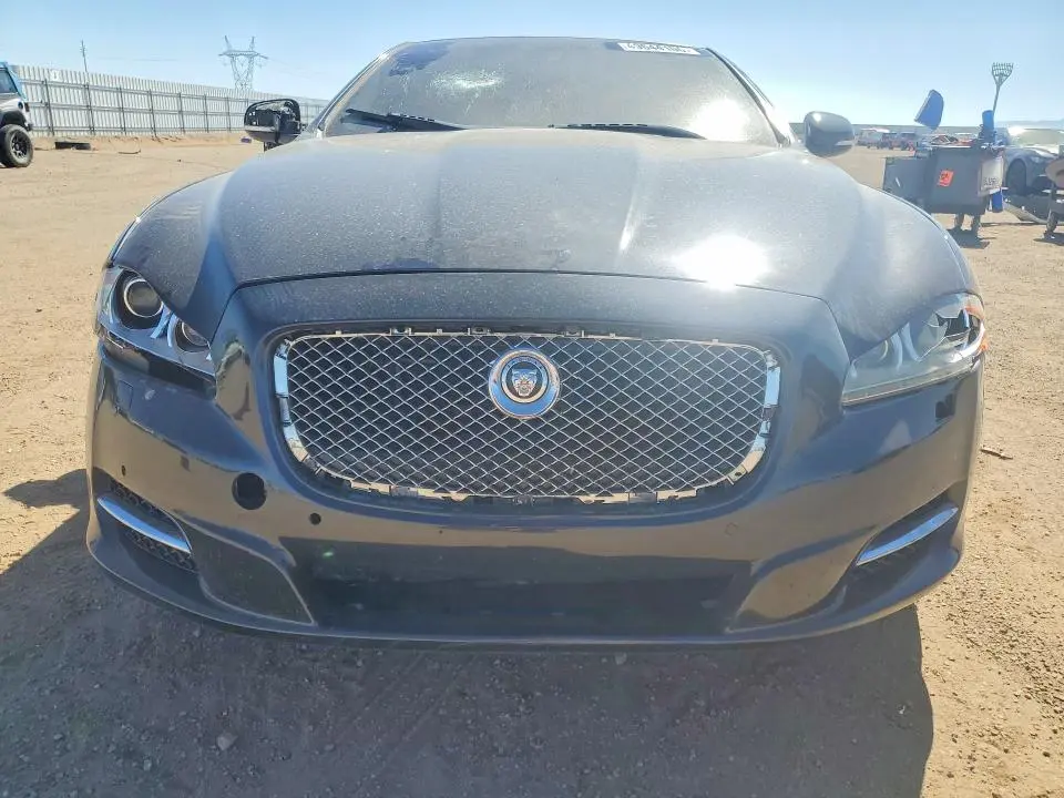 2013 JAGUAR XJ   