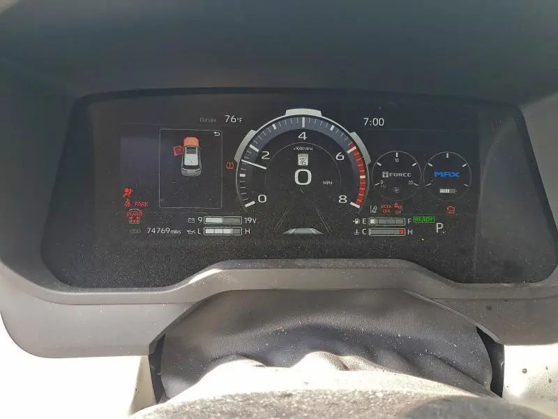 2023 TOYOTA SEQUOIA SR5  