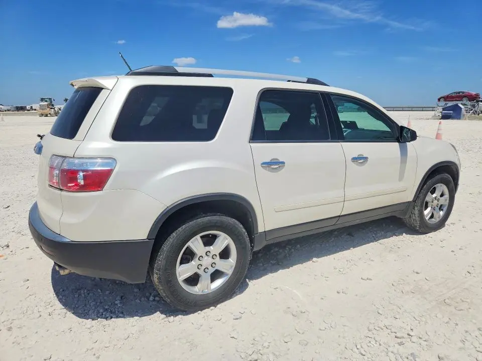 2011 GMC ACADIA SLE  