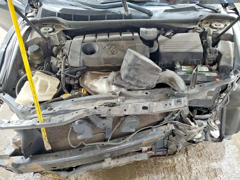 2011 TOYOTA CAMRY LE  